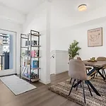 New Luxury Rated Aspen Home, Incl. Free Banff Pass