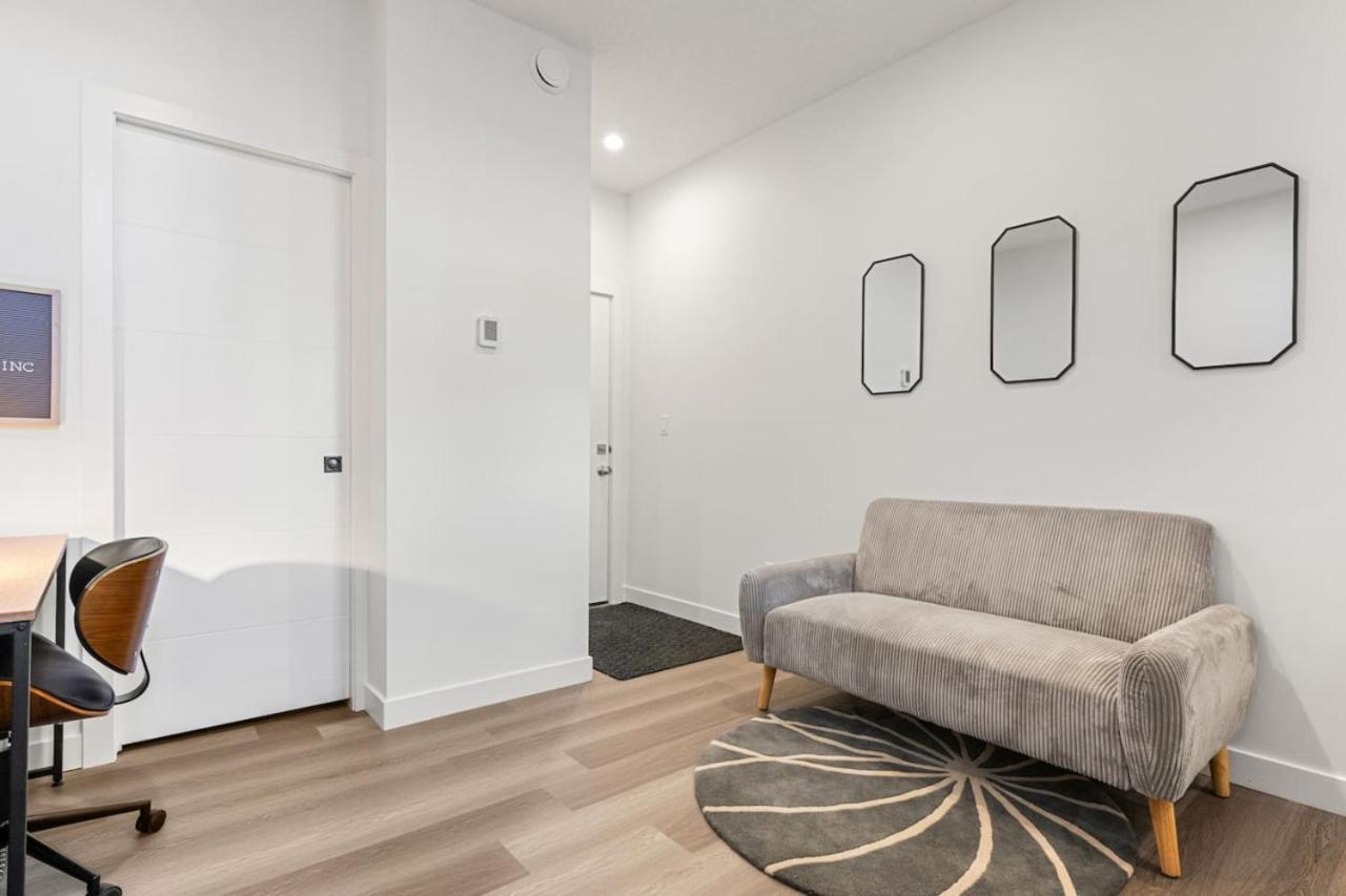 New Luxury Rated Aspen Home, Incl. Free Banff Pass *